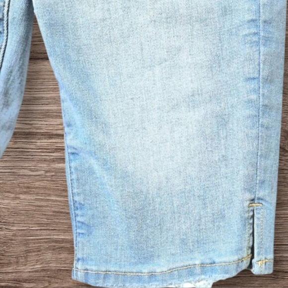 American Eagle Next Level High Waisted Capri Jeans - Picture 4 of 4